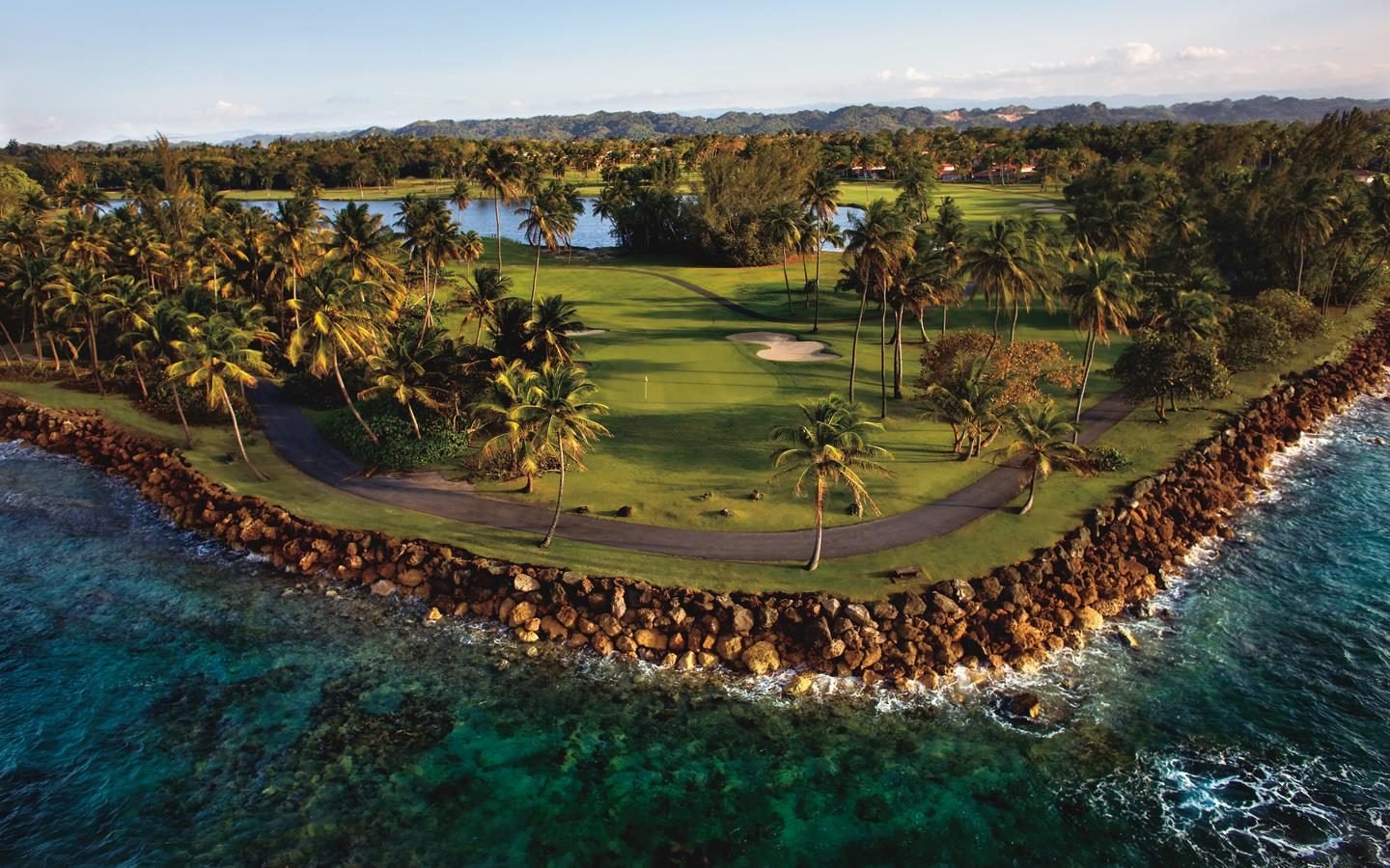 TPC Dorado Beach golf course, view 2